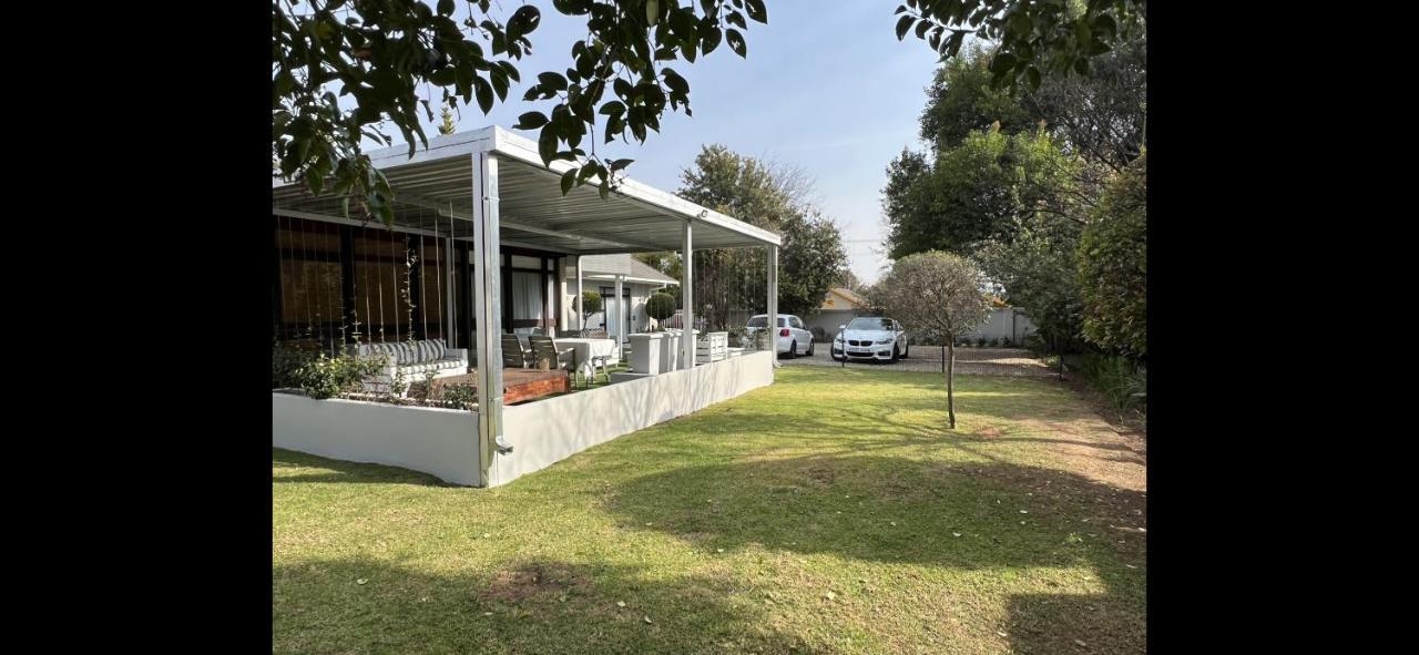 Le'Ciara Luxury Guest House Johannesburg Eksteriør bilde
