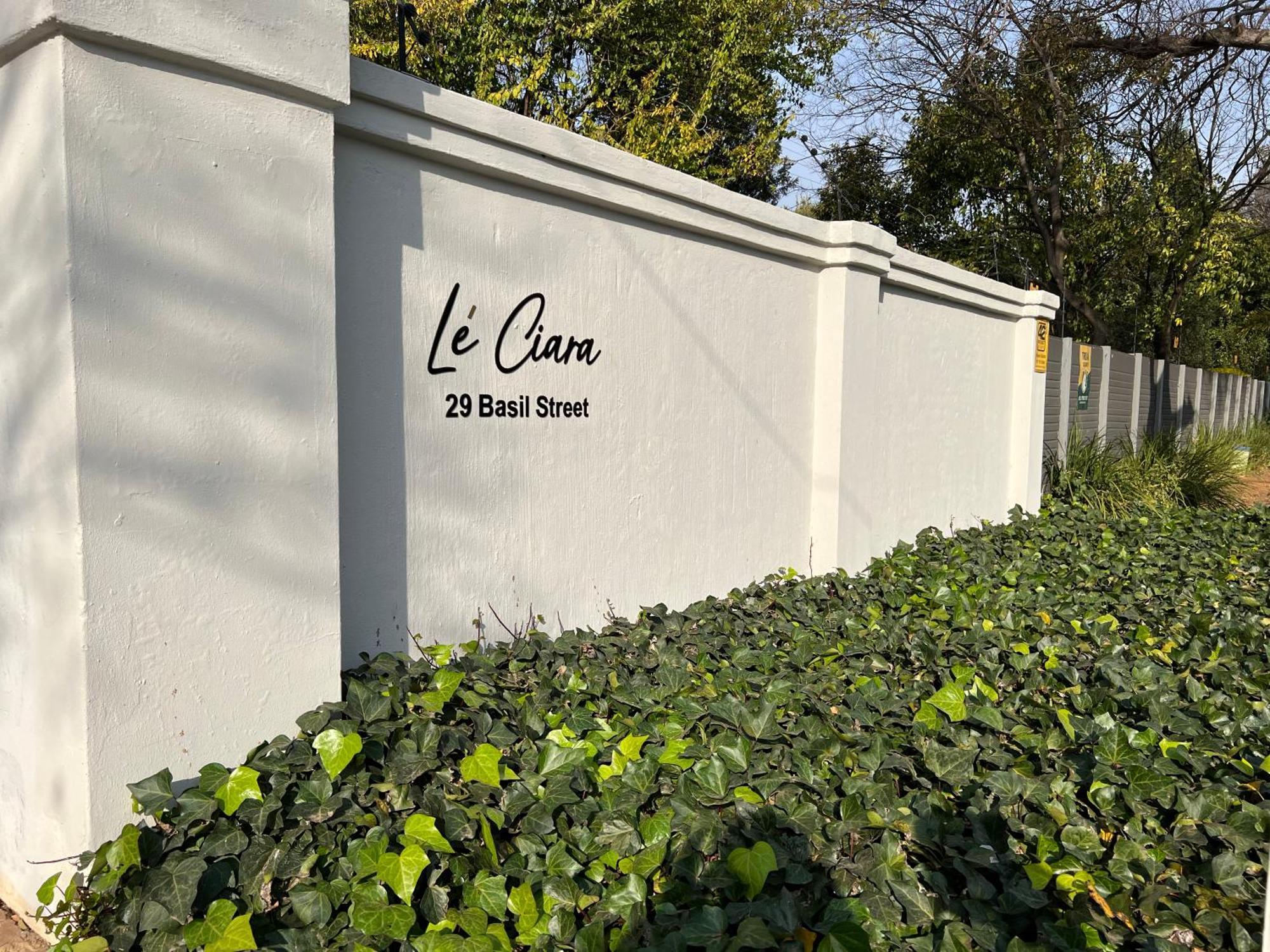 Le'Ciara Luxury Guest House Johannesburg Eksteriør bilde